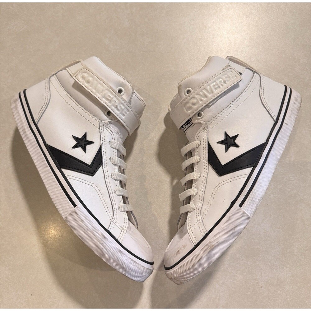 Converse All Star Pro Blaze Strap Leather High Top Sneakers 6 Youth White Black